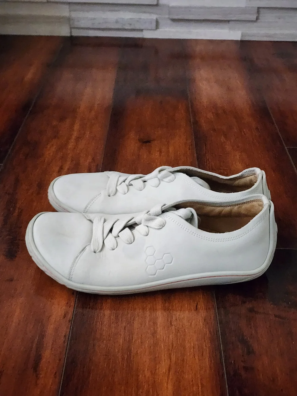 Vivobarefoot Addis Minimalist Barefoot Sneakers Light Mint Green Leather EU 39L
